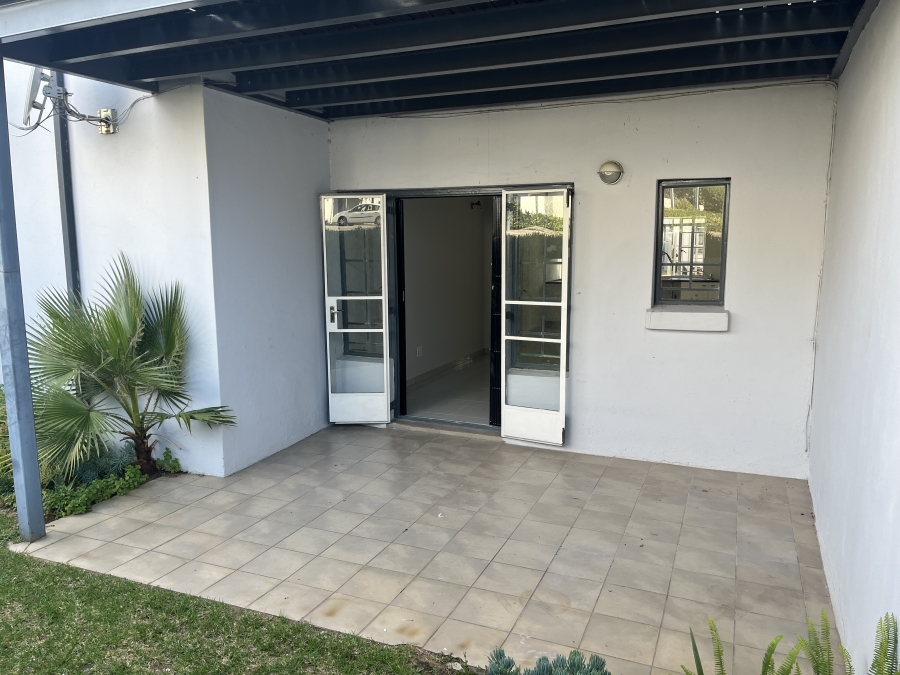 2 Bedroom Property for Sale in Douglasdale Gauteng