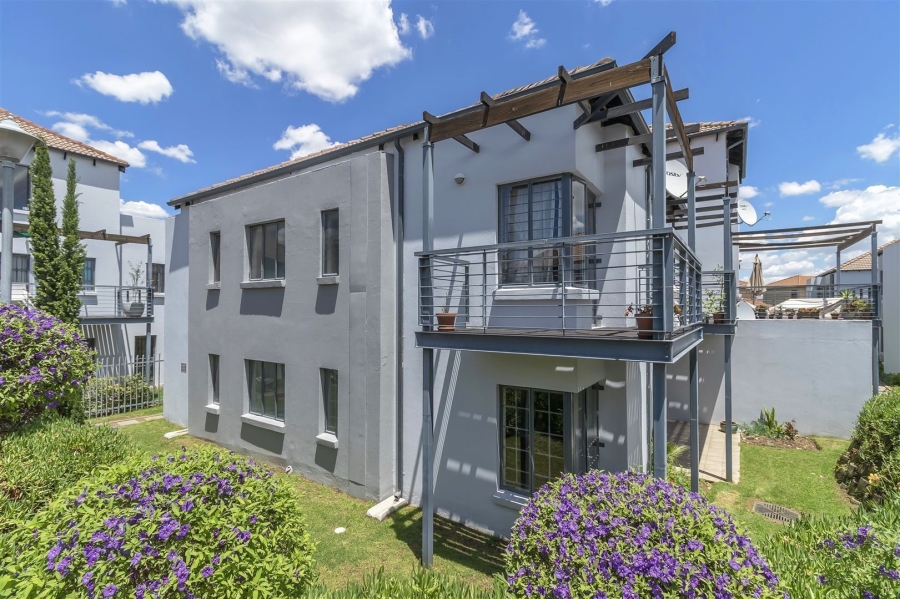 2 Bedroom Property for Sale in Douglasdale Gauteng