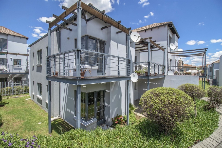 2 Bedroom Property for Sale in Douglasdale Gauteng