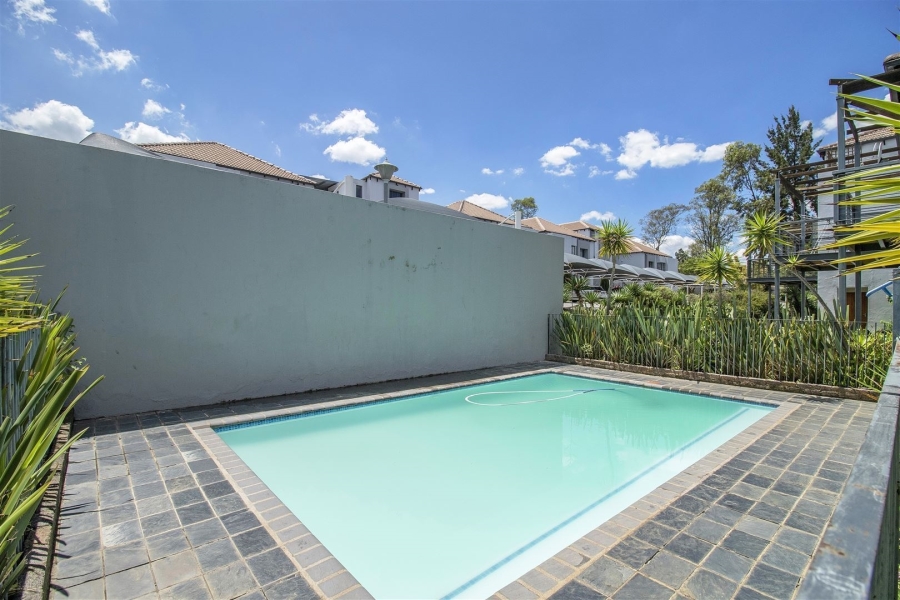 2 Bedroom Property for Sale in Douglasdale Gauteng