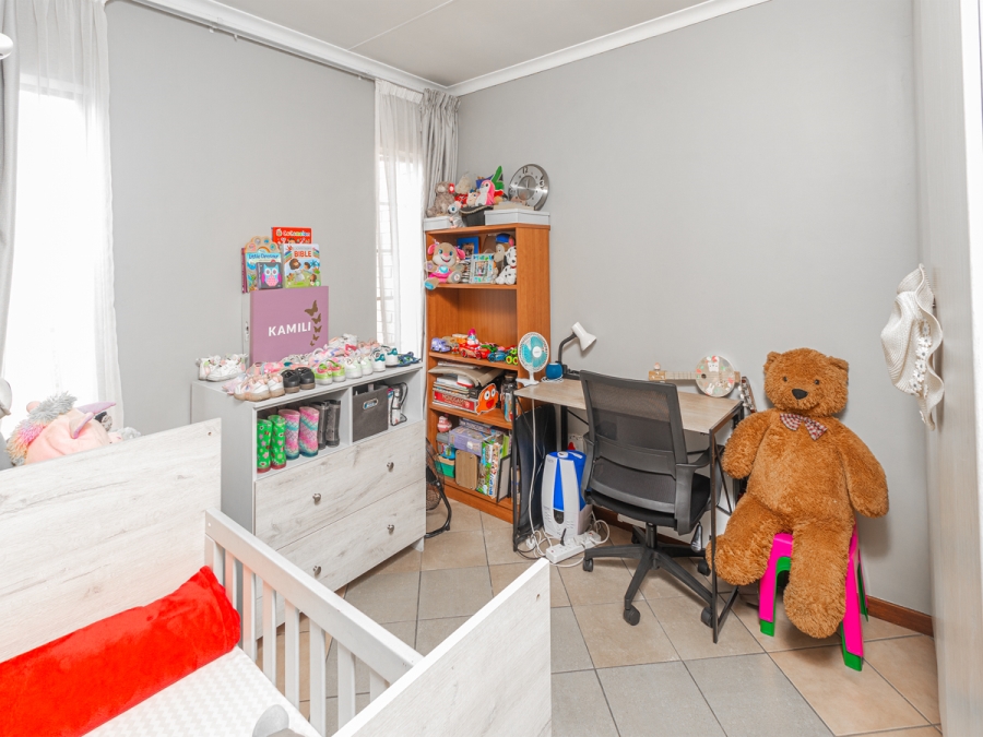 3 Bedroom Property for Sale in Noordwyk Gauteng