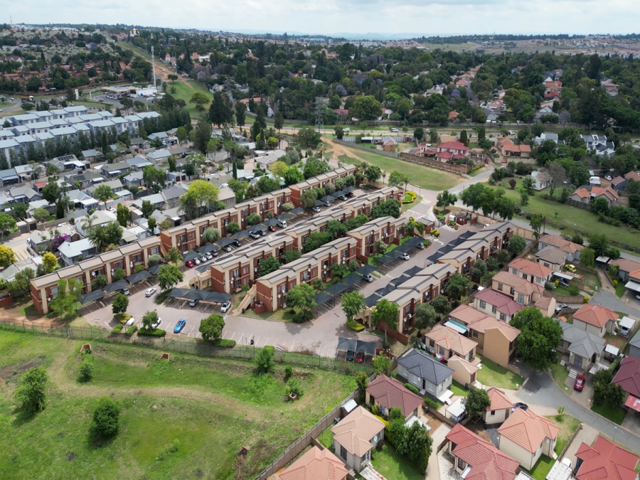 3 Bedroom Property for Sale in Noordwyk Gauteng