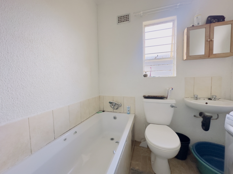 3 Bedroom Property for Sale in Salfin Gauteng