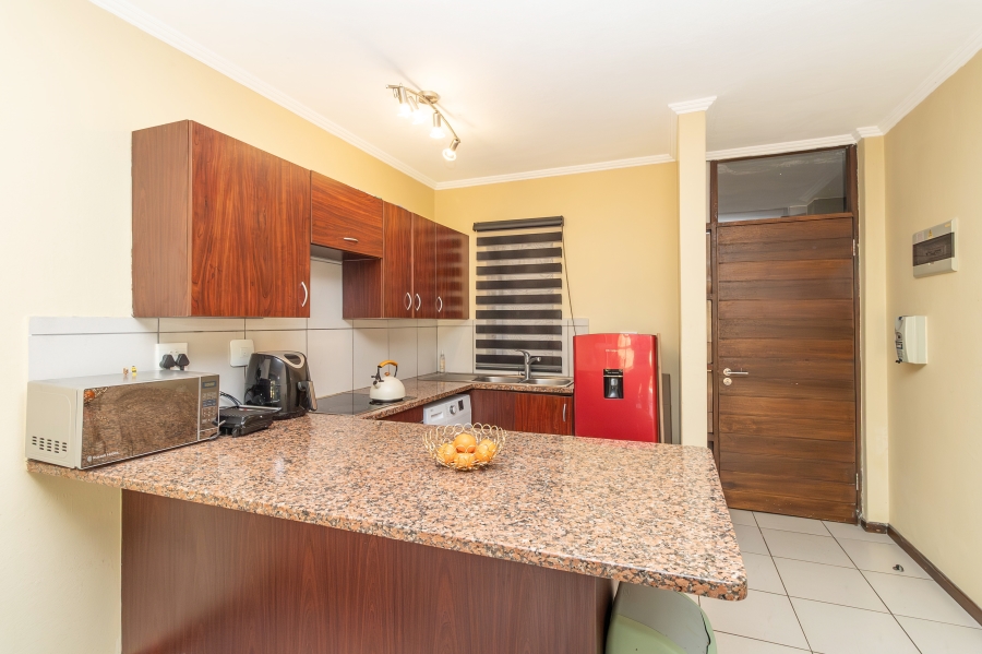 1 Bedroom Property for Sale in Jackal Creek Golf Estate Gauteng