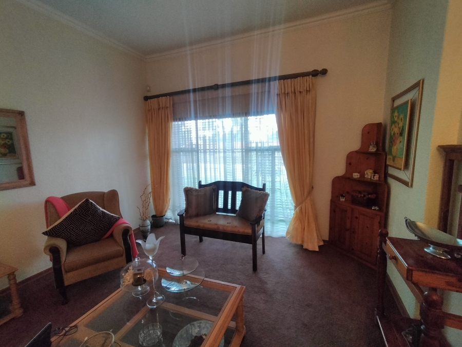 5 Bedroom Property for Sale in Amandasig Gauteng