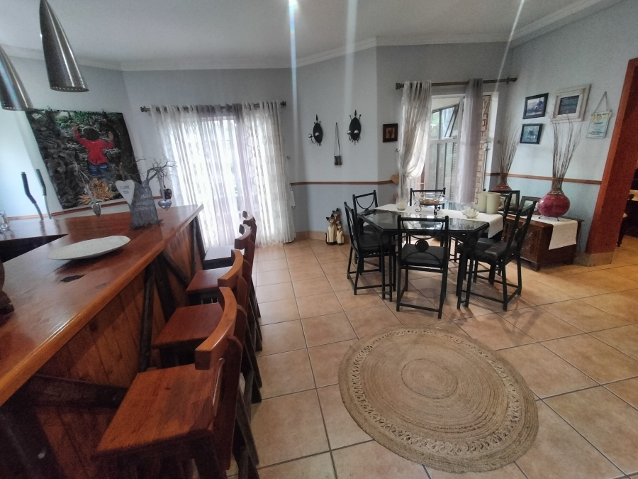 5 Bedroom Property for Sale in Amandasig Gauteng