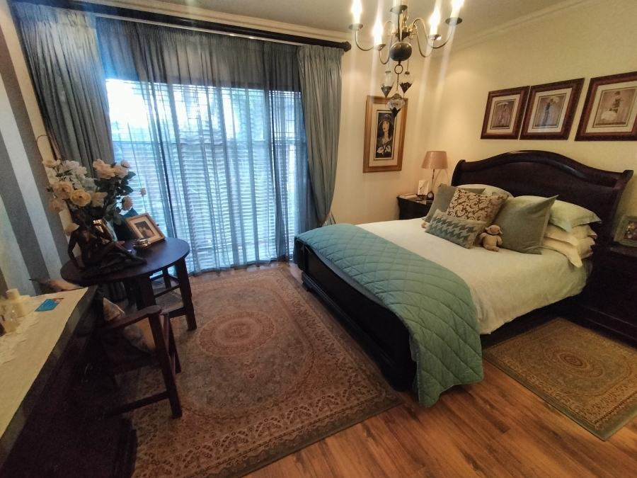 5 Bedroom Property for Sale in Amandasig Gauteng