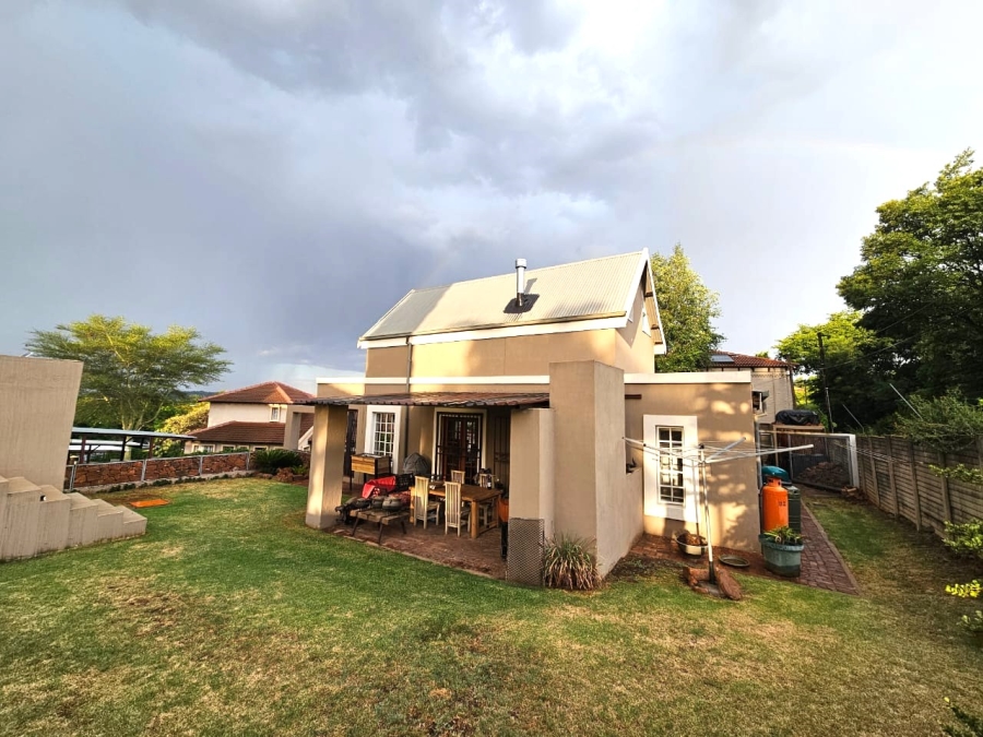 1 Bedroom Property for Sale in Garsfontein Gauteng