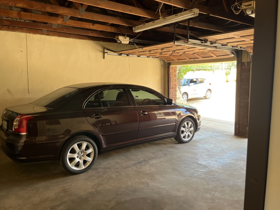 4 Bedroom Property for Sale in Bedford Gardens Gauteng