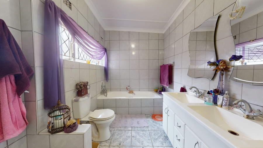 4 Bedroom Property for Sale in Parkrand Gauteng