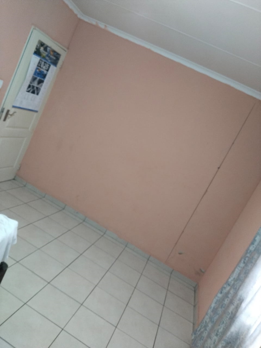 2 Bedroom Property for Sale in Vanderbijlpark CE 3 Gauteng