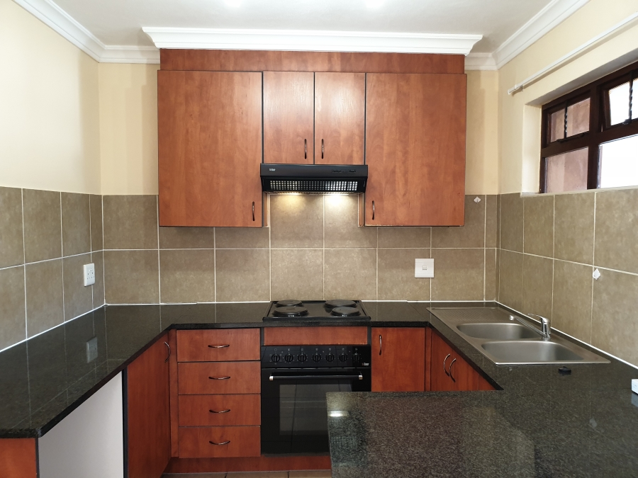 2 Bedroom Property for Sale in Montana Tuine Gauteng