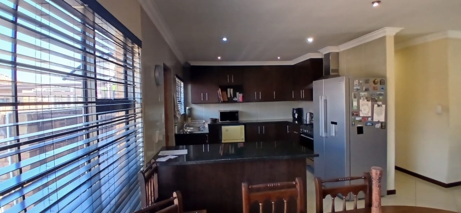 3 Bedroom Property for Sale in New Redruth Gauteng