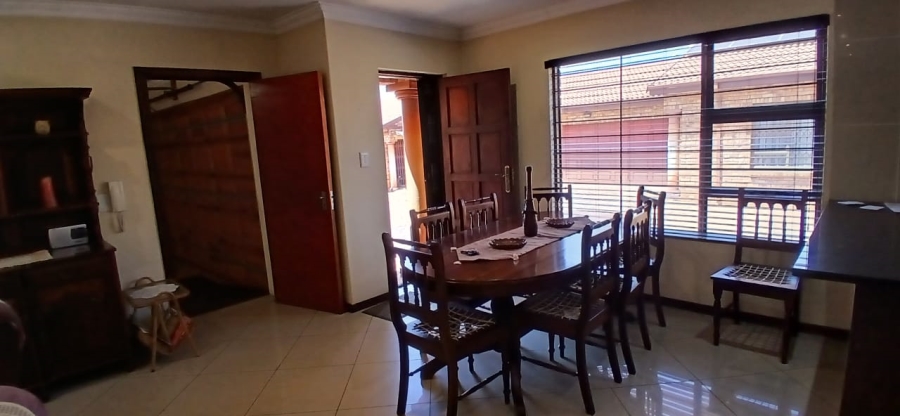 3 Bedroom Property for Sale in New Redruth Gauteng