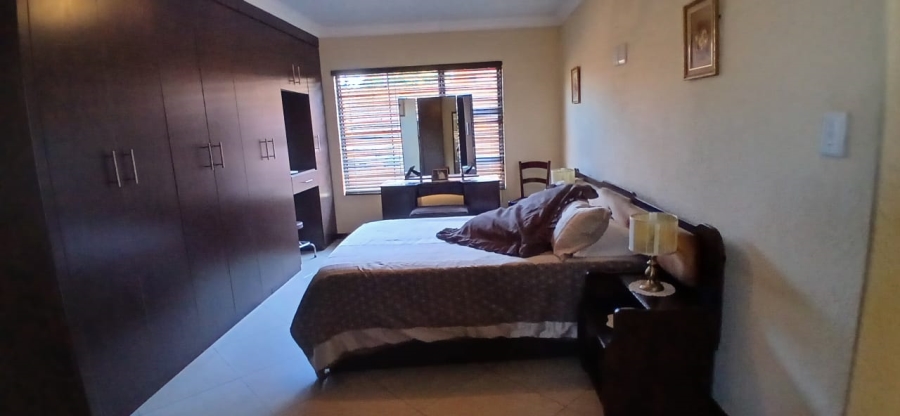 3 Bedroom Property for Sale in New Redruth Gauteng