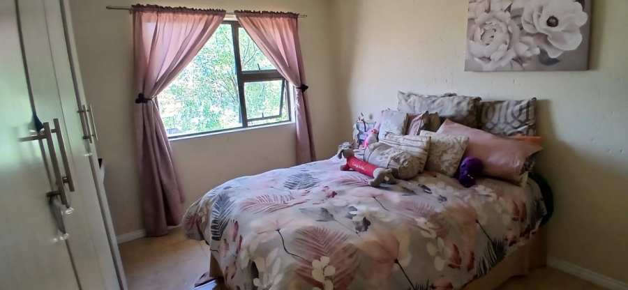 2 Bedroom Property for Sale in New Redruth Gauteng