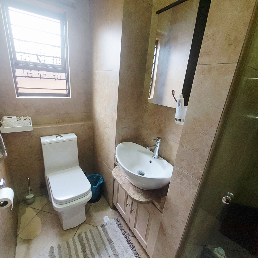 2 Bedroom Property for Sale in Ravenswood Gauteng