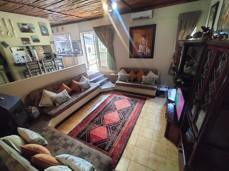 7 Bedroom Property for Sale in Haakdoornboom Gauteng