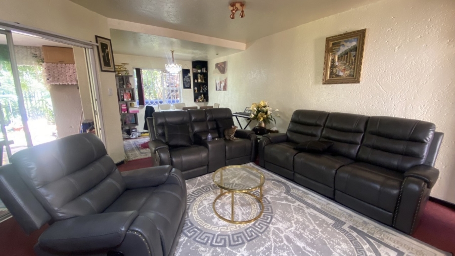 3 Bedroom Property for Sale in Bedford Gardens Gauteng