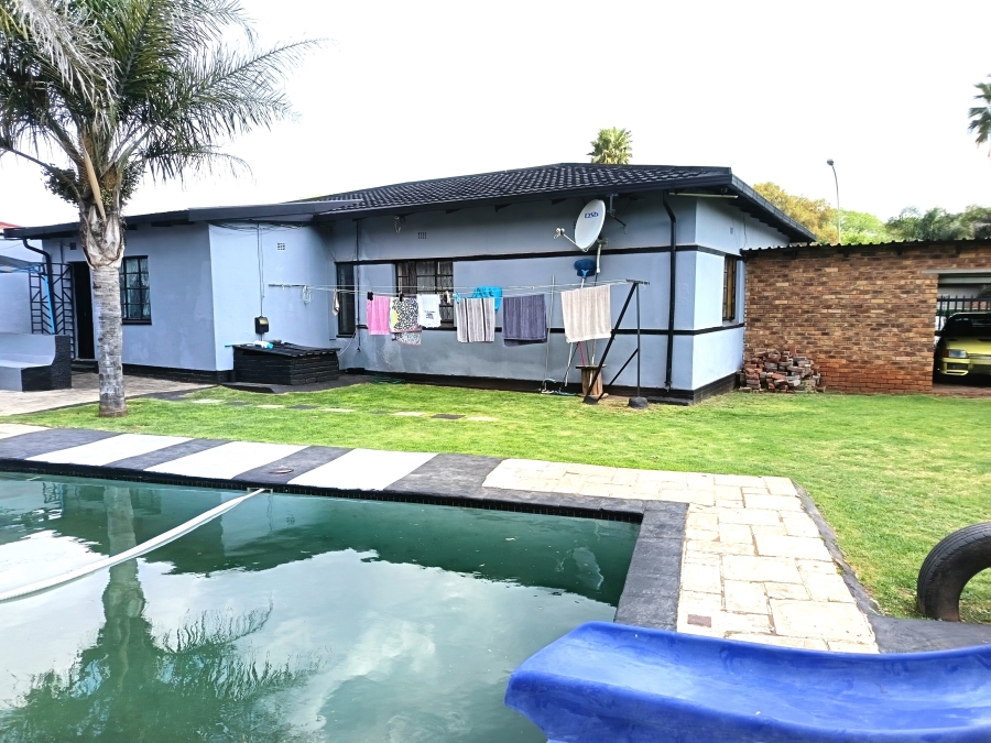 3 Bedroom Property for Sale in Dalview Gauteng
