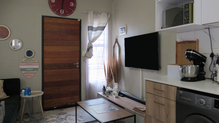 2 Bedroom Property for Sale in South Hills Gauteng