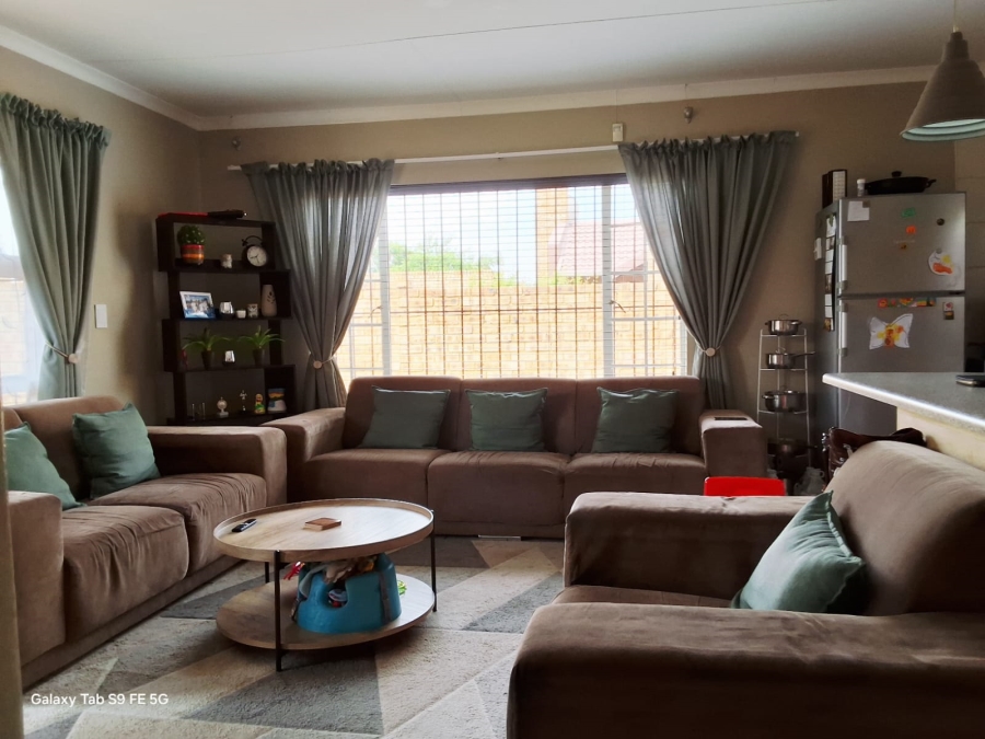3 Bedroom Property for Sale in Albemarle Gauteng