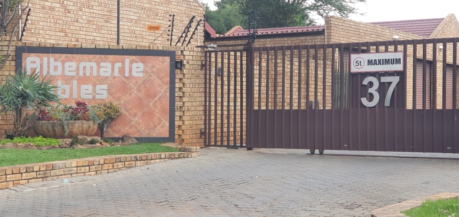 3 Bedroom Property for Sale in Albemarle Gauteng