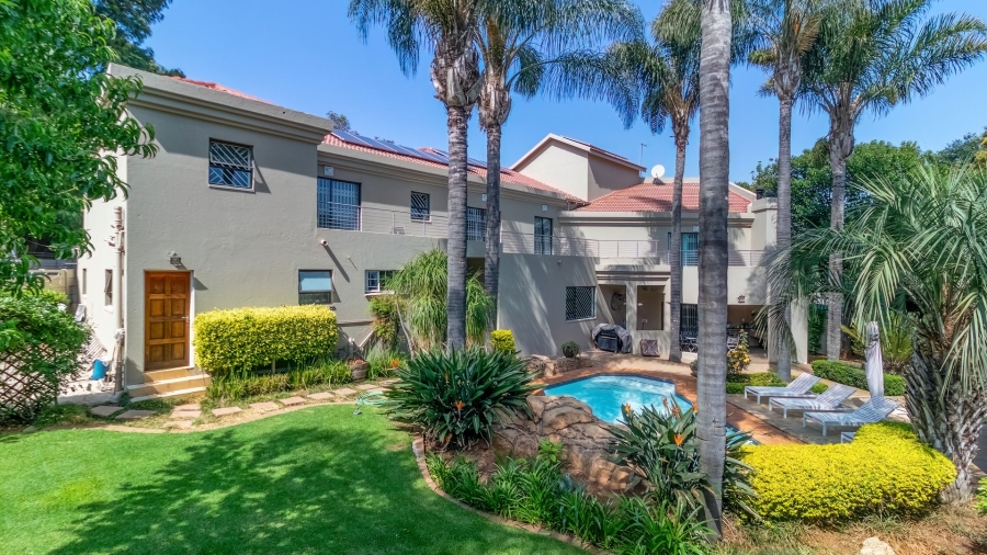 6 Bedroom Property for Sale in Bedfordview Gauteng