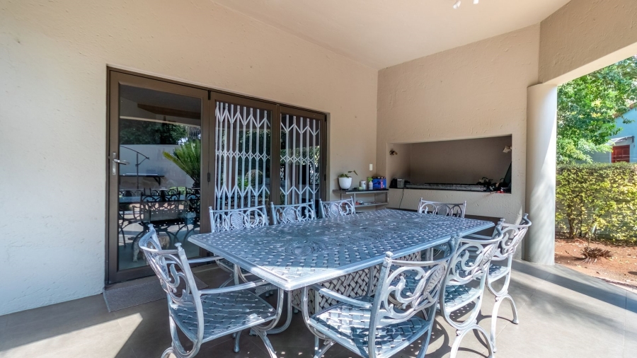 6 Bedroom Property for Sale in Bedfordview Gauteng