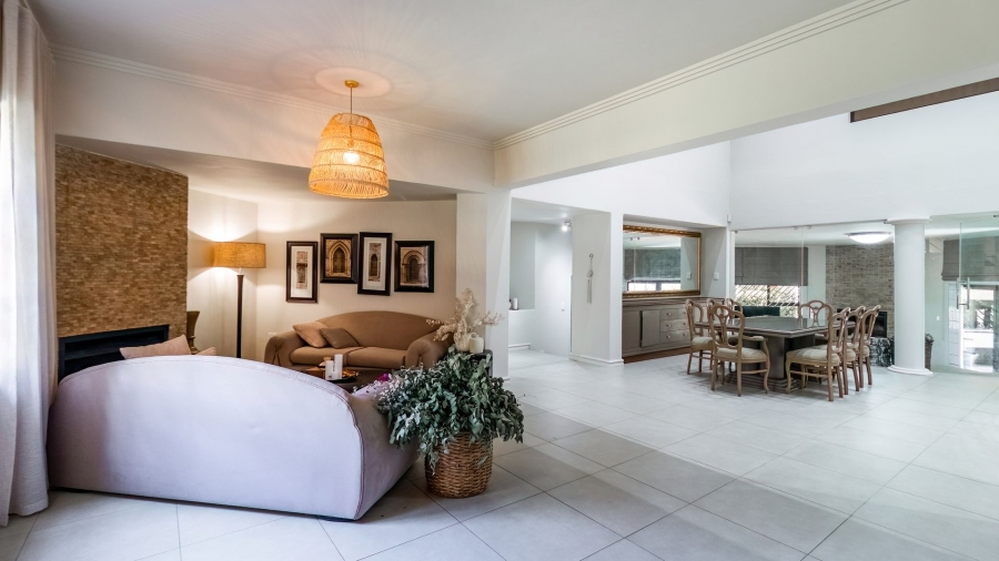 6 Bedroom Property for Sale in Bedfordview Gauteng