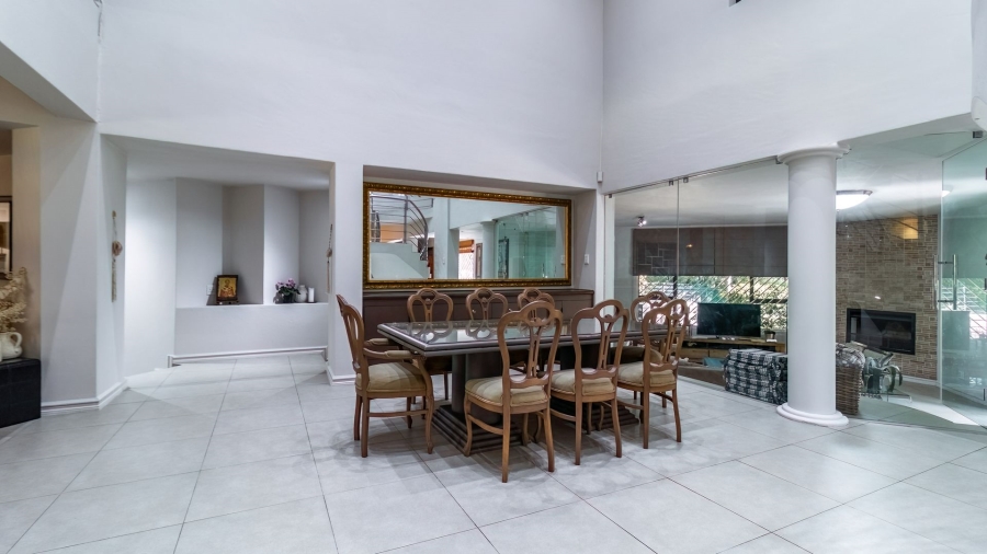 6 Bedroom Property for Sale in Bedfordview Gauteng