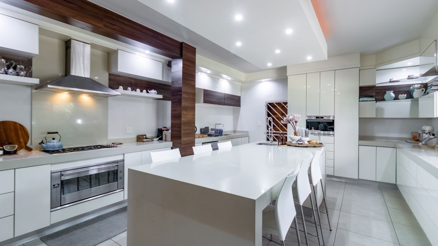 6 Bedroom Property for Sale in Bedfordview Gauteng