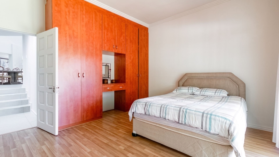 6 Bedroom Property for Sale in Bedfordview Gauteng