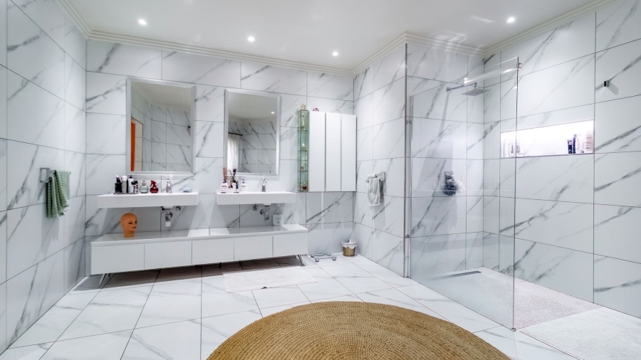 6 Bedroom Property for Sale in Bedfordview Gauteng