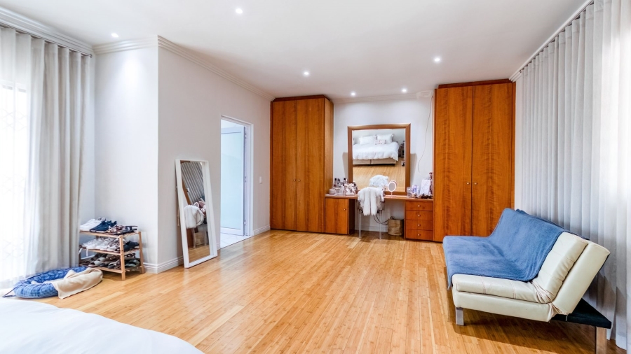 6 Bedroom Property for Sale in Bedfordview Gauteng