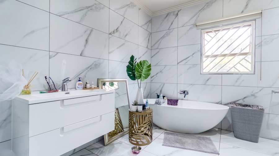 6 Bedroom Property for Sale in Bedfordview Gauteng