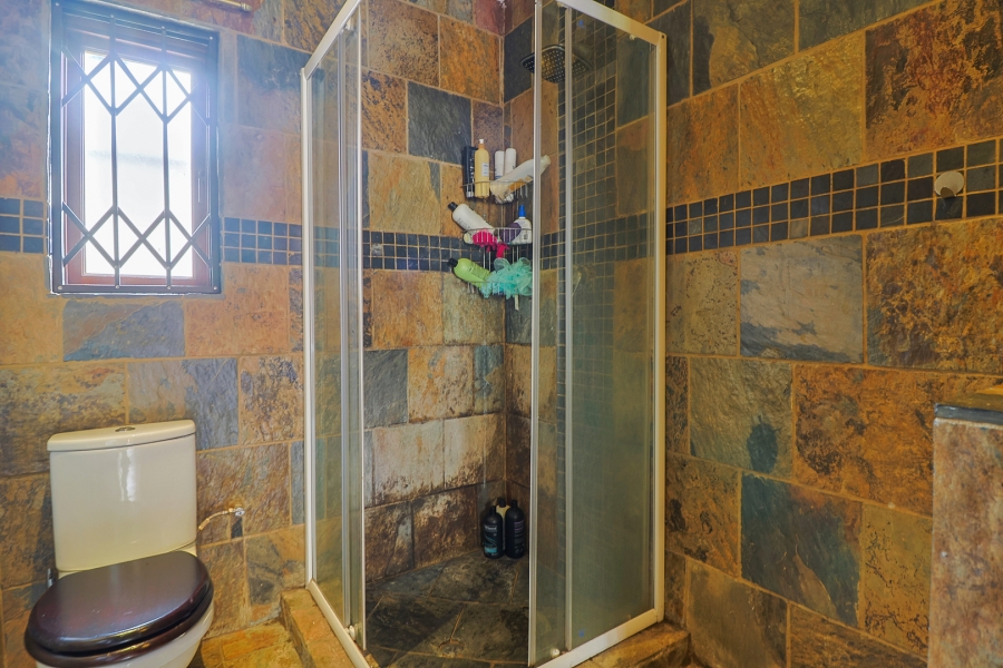 4 Bedroom Property for Sale in Brackendowns Gauteng