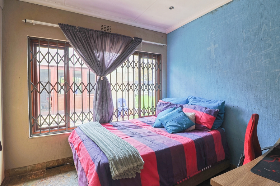 4 Bedroom Property for Sale in Brackendowns Gauteng