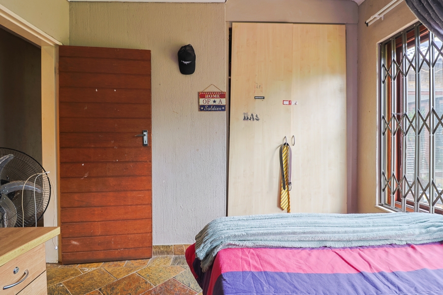 4 Bedroom Property for Sale in Brackendowns Gauteng