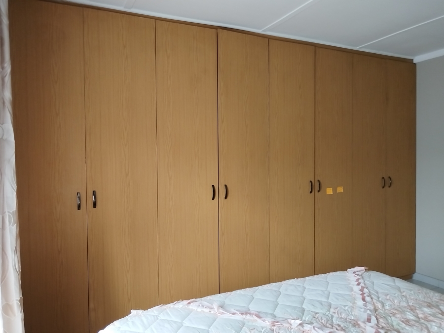 4 Bedroom Property for Sale in Vanderbijlpark SW 1 Gauteng