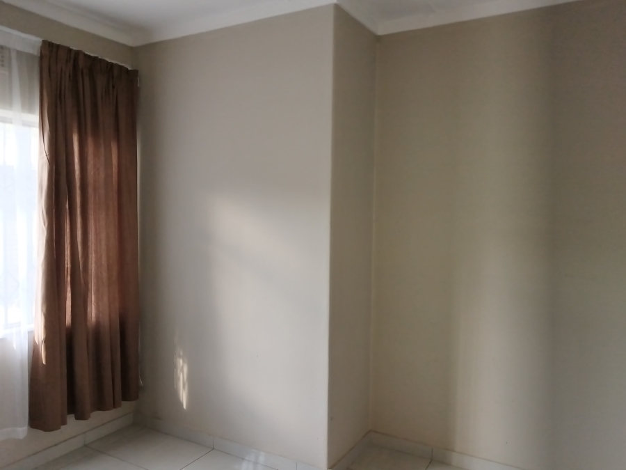 4 Bedroom Property for Sale in Vanderbijlpark SW 1 Gauteng