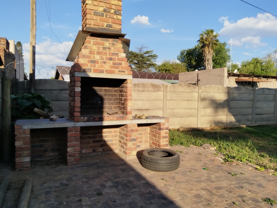 4 Bedroom Property for Sale in Vanderbijlpark SW 1 Gauteng