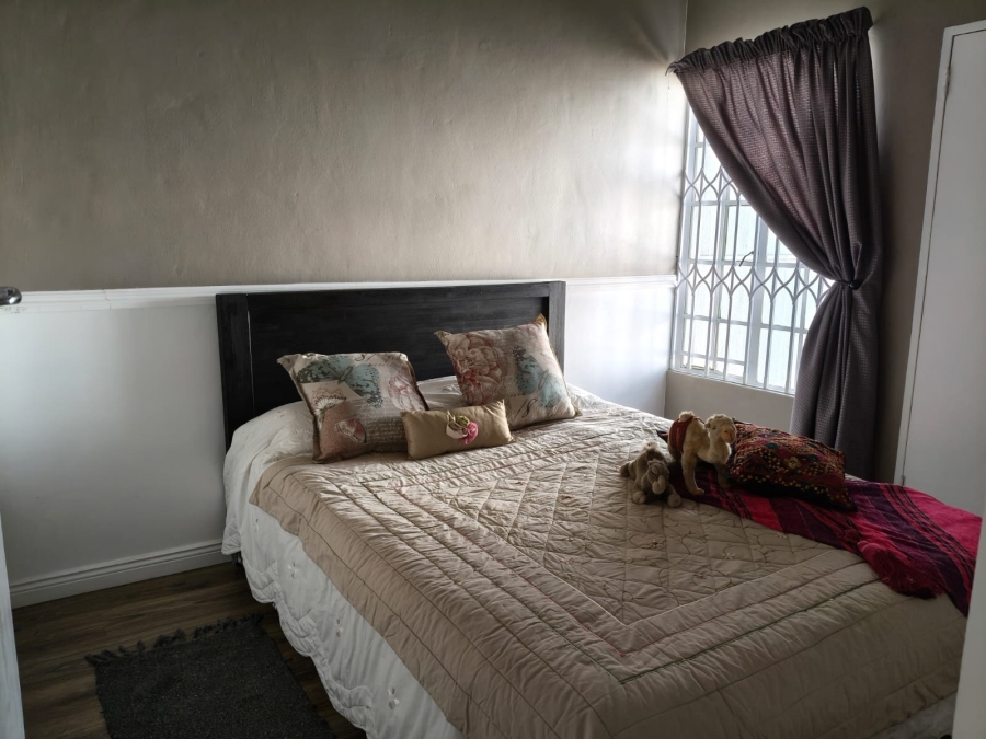 2 Bedroom Property for Sale in Newlands Gauteng