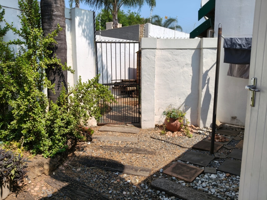 2 Bedroom Property for Sale in Newlands Gauteng