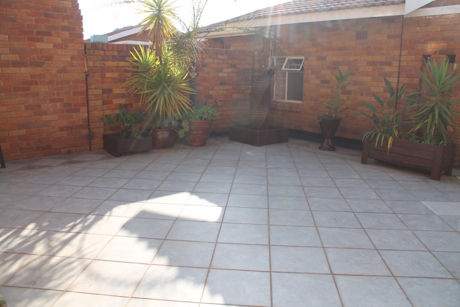 3 Bedroom Property for Sale in Bedford Gardens Gauteng