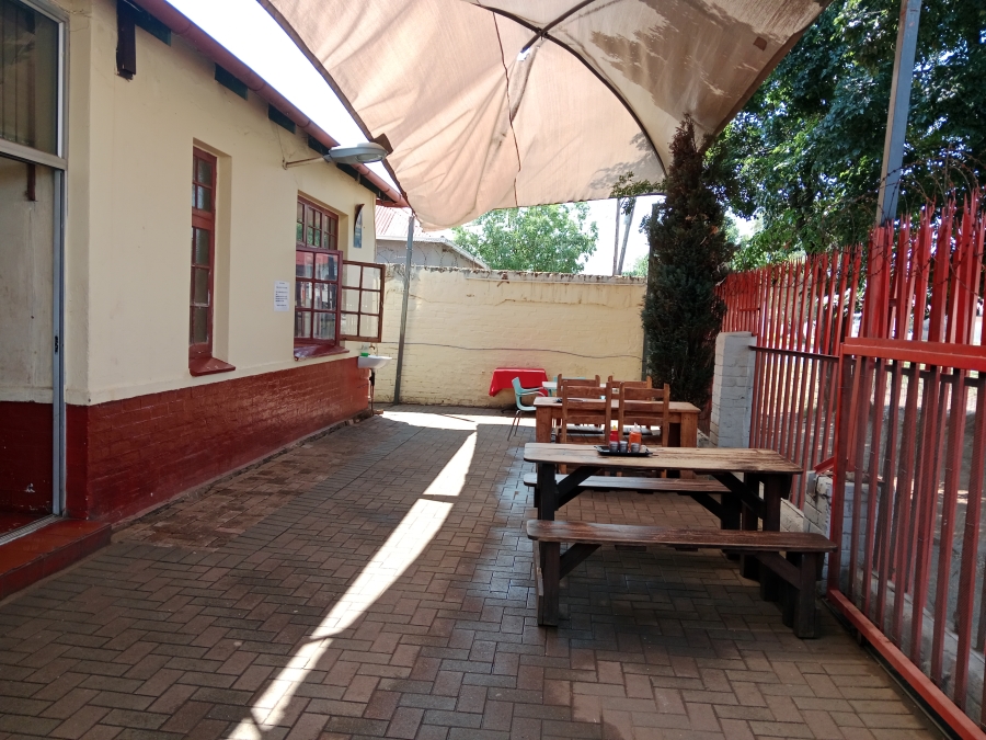 2 Bedroom Property for Sale in Kenilworth Gauteng