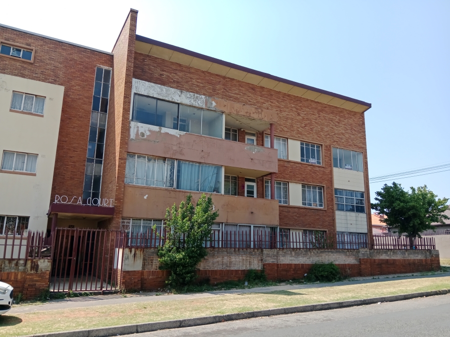 2 Bedroom Property for Sale in Kenilworth Gauteng