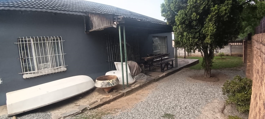3 Bedroom Property for Sale in Brakpan Central Gauteng