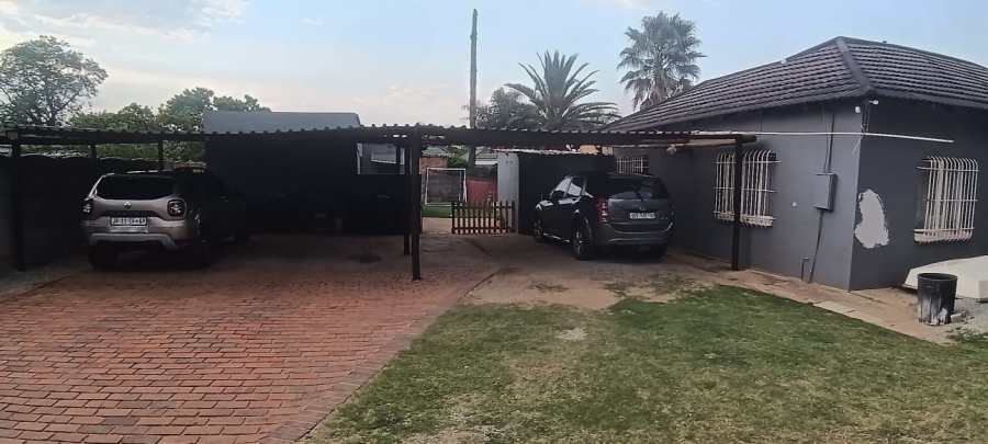 3 Bedroom Property for Sale in Brakpan Central Gauteng
