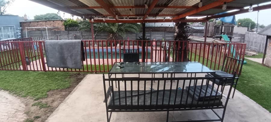 3 Bedroom Property for Sale in Brakpan Central Gauteng